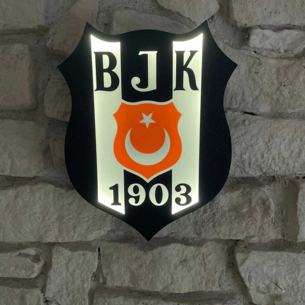 Beşiktaş JK LED-Leuchtschild – echtes Stadion-Feeling für Zuhause